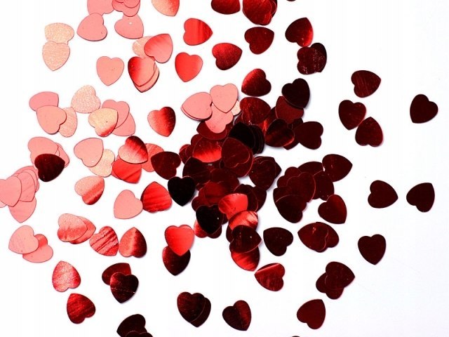 Konfetti czerwone serca serduszka na Walentynki WL