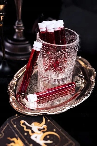 Kieliszki probówki krwawe dekoracje gadżety na stół imprezę Halloween 6szt.