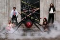 Balon foliowy stojący pająk na Halloween wielki czarno czerwony 275x152cm